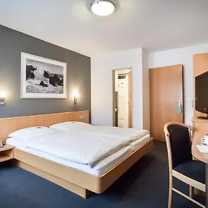 *** Hotel Mautner Airport Und Messehotel Germania
