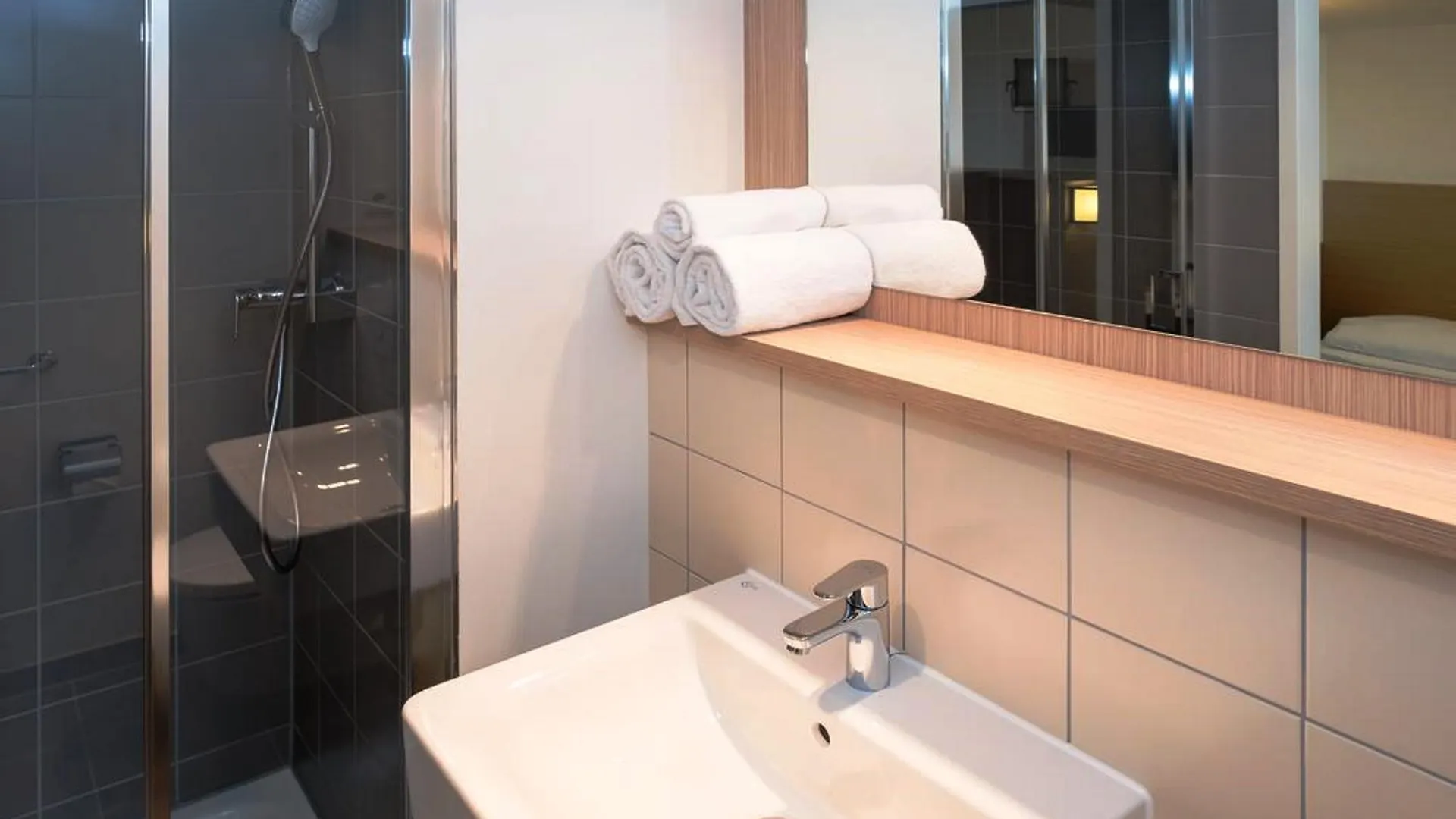 B&B Hotel Frankfurt-Airport Fráncfort del Meno